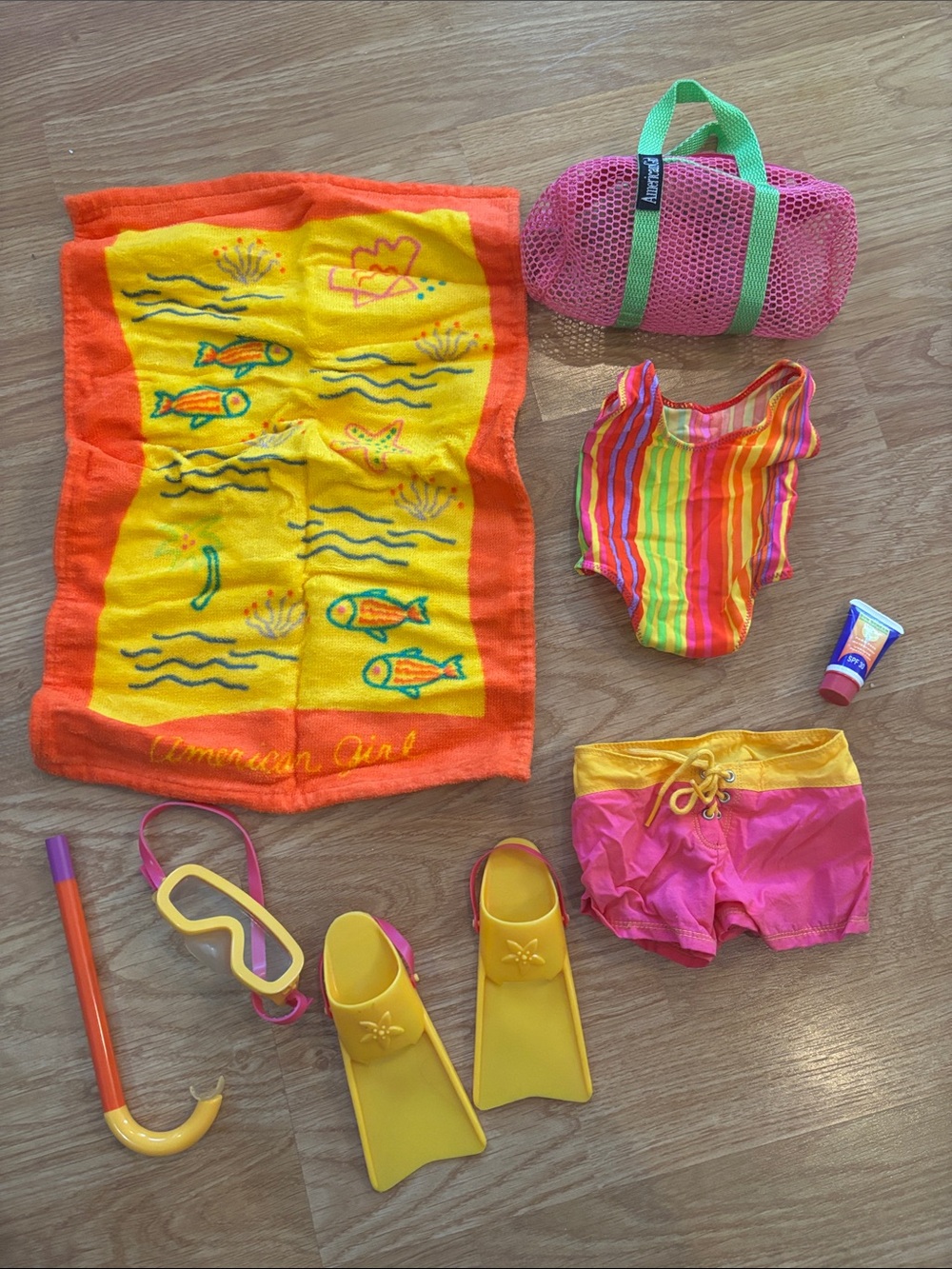 American Girl: Colorful Doll Snorkel Swim Set